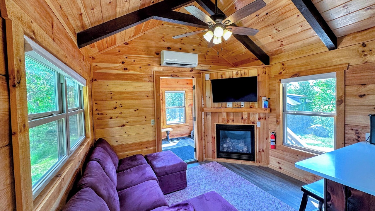 Photo of Livingroom in Twin Mountain