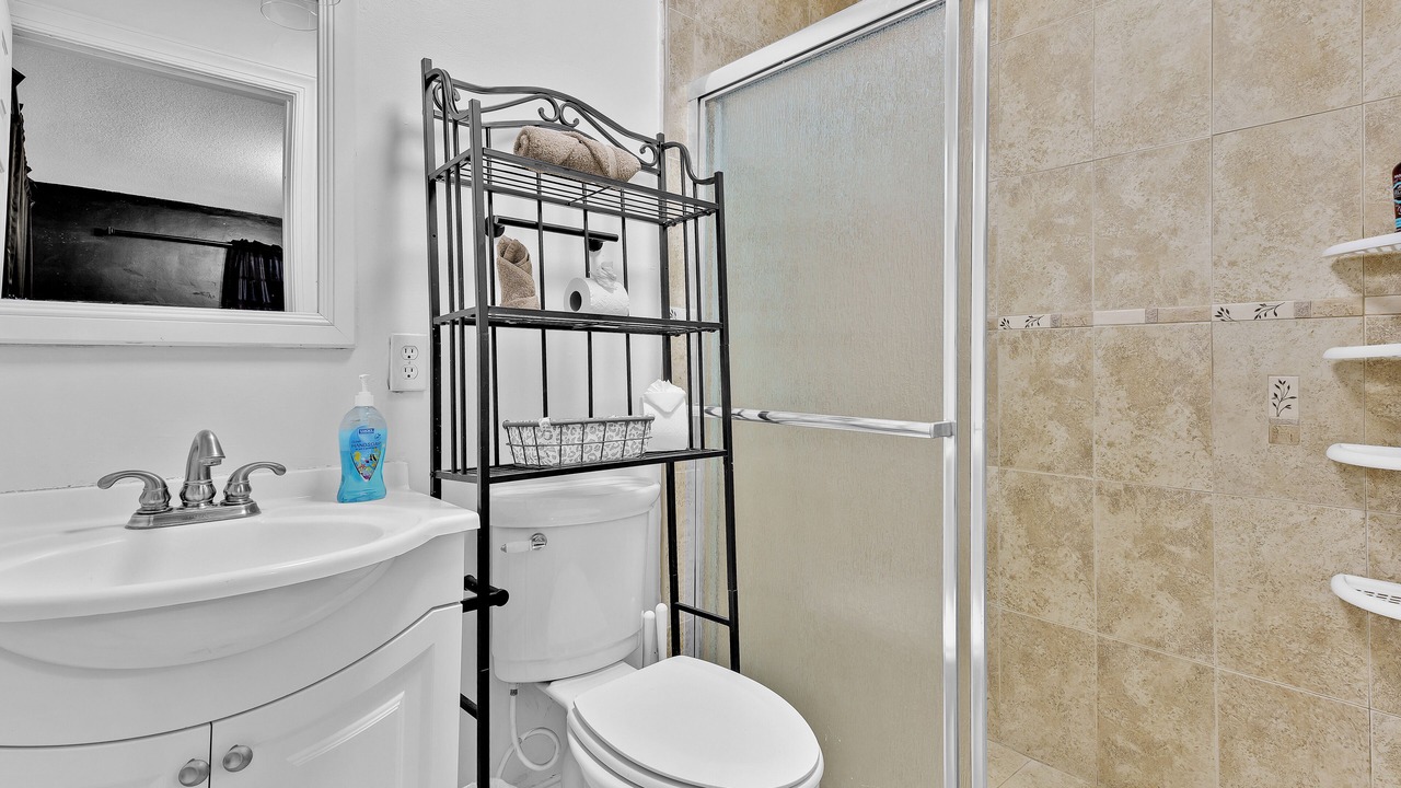 Photo of Bathroom in Pembroke Pines