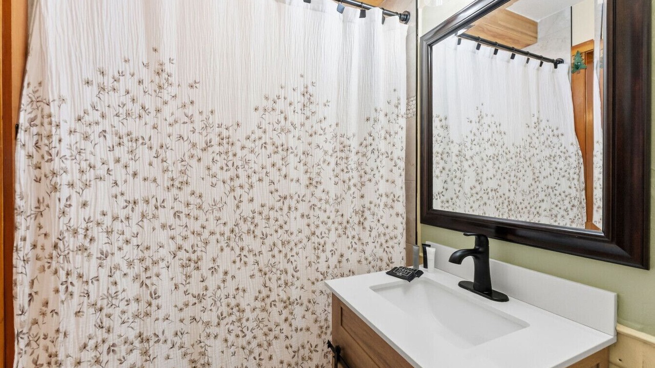 Photo of Bathroom in Wildernest