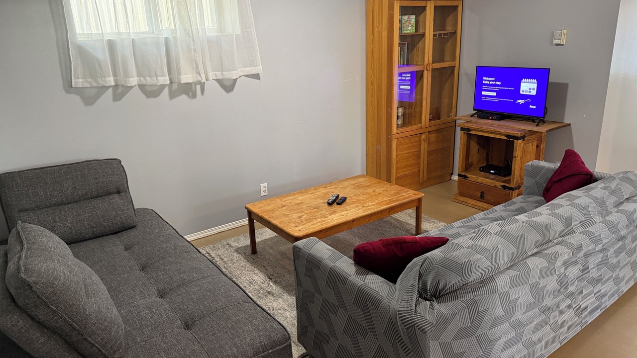 Photo of Livingroom in Sylvan Lake