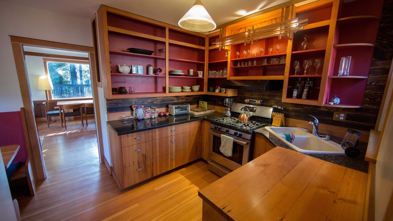 Photo of Kitchen in Juan de Fuca Electoral Area