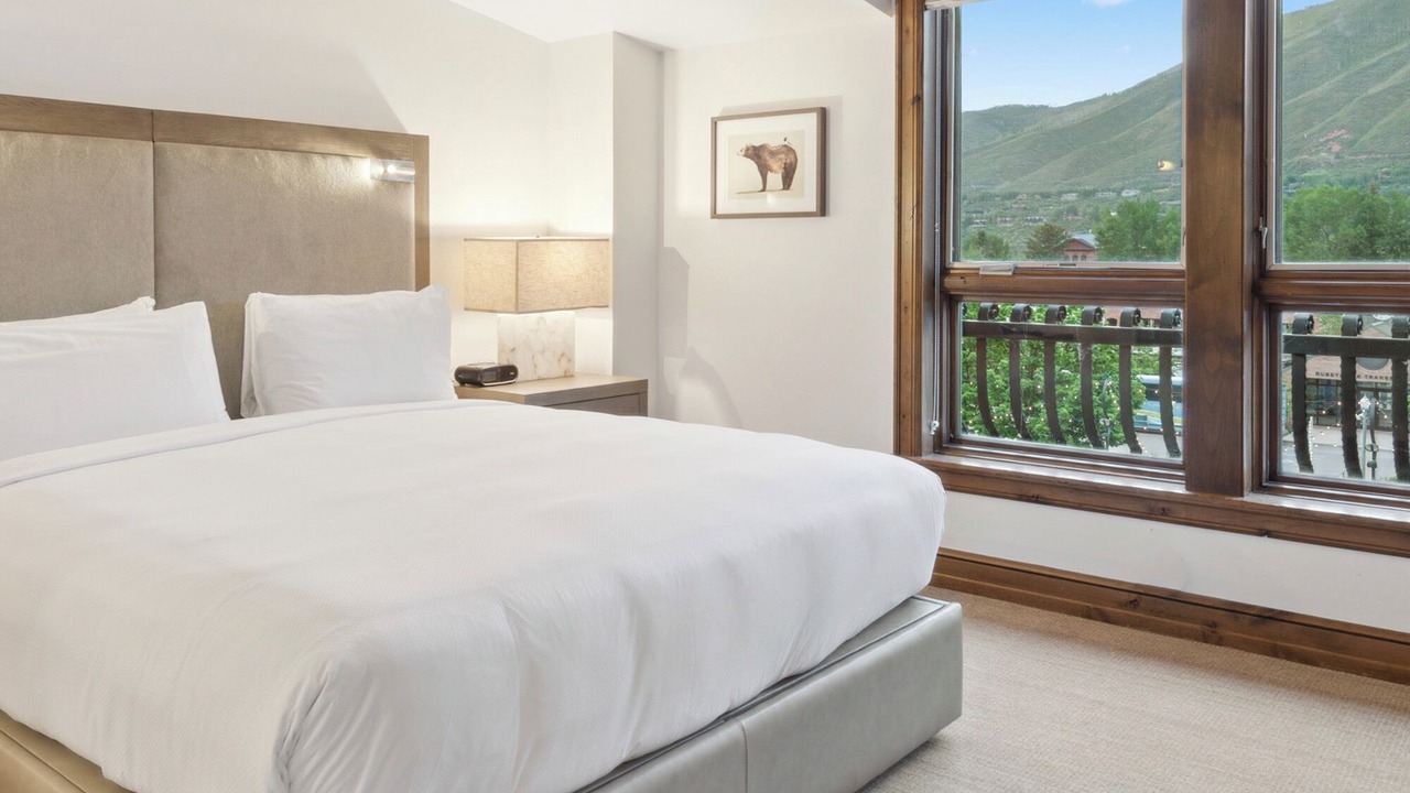 Photo of Bedroom in Downtown