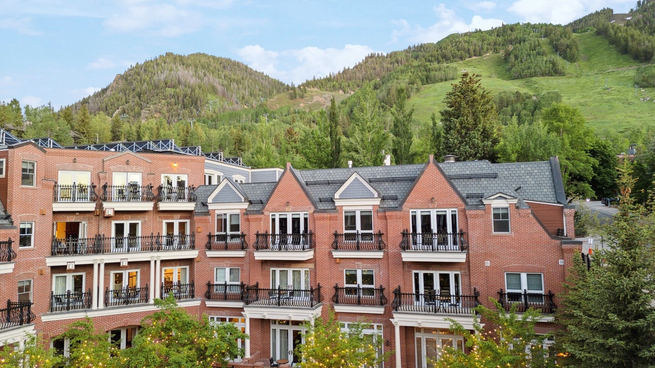 Photo of Others in Aspen