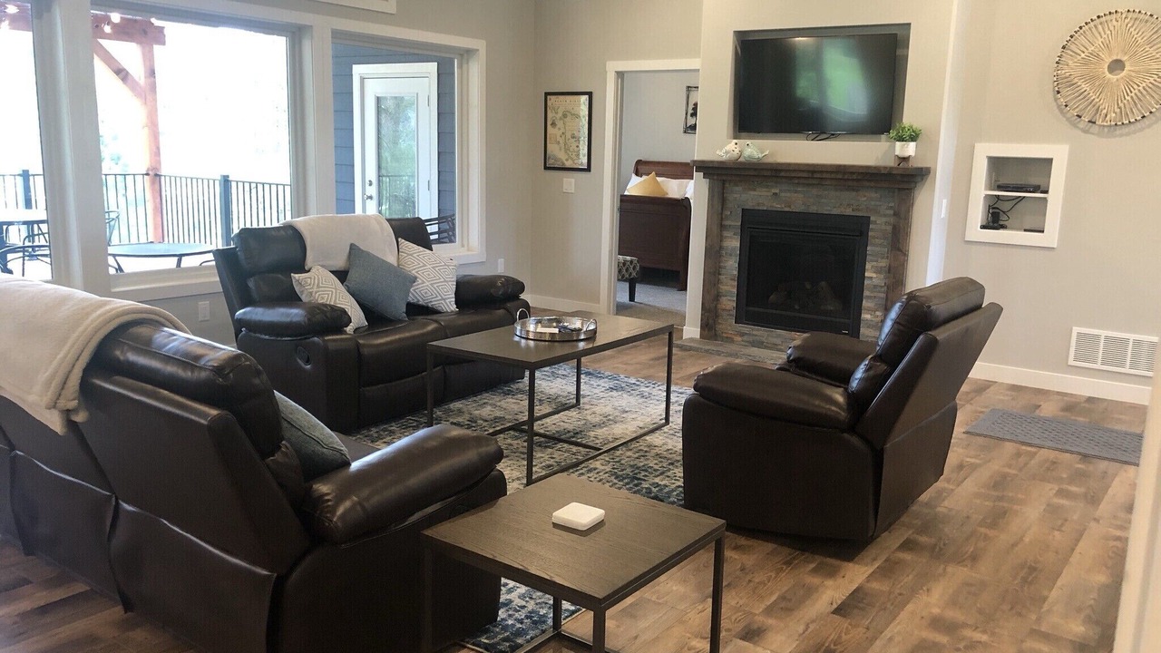 Photo of Livingroom in Hill City
