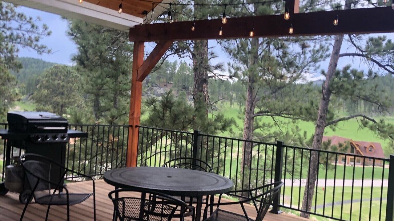 Photo of Outdoor in Hill City