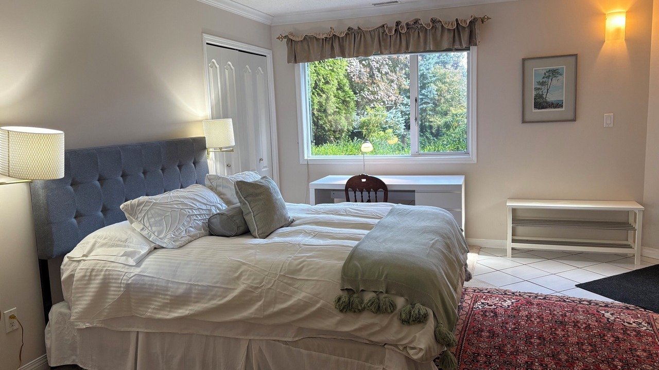 Photo of Bedroom in Cobble Hill