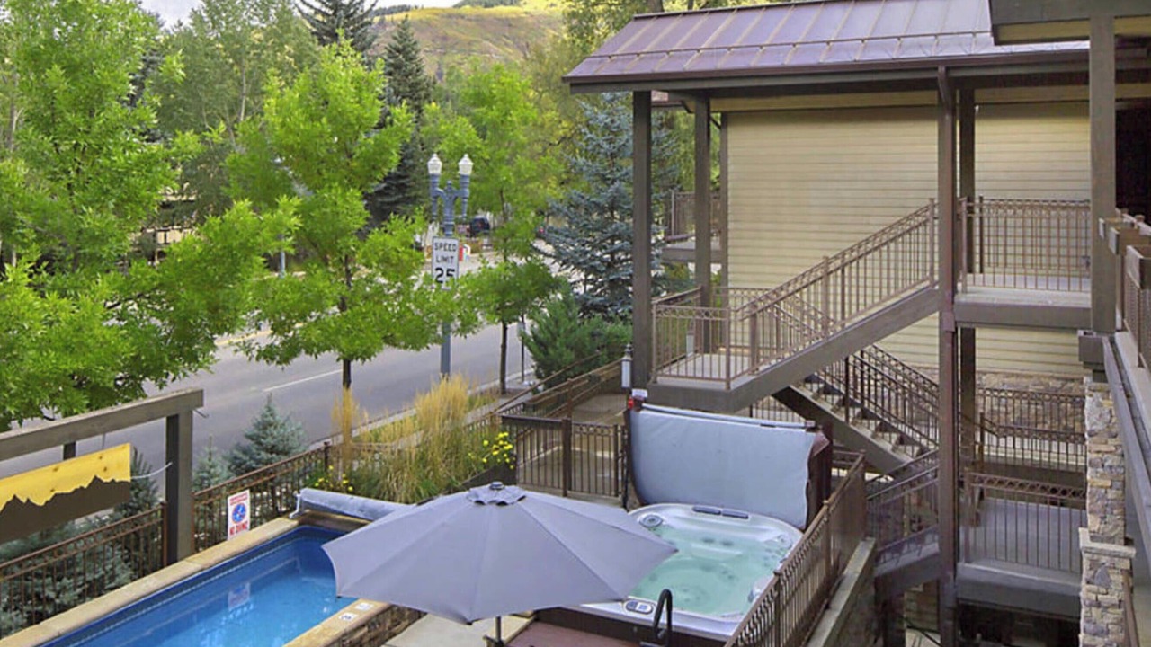Photo of Patio Balcony in West End
