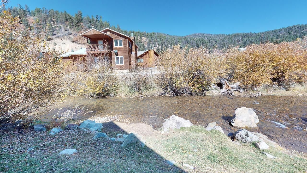 Photo of Others in Red River