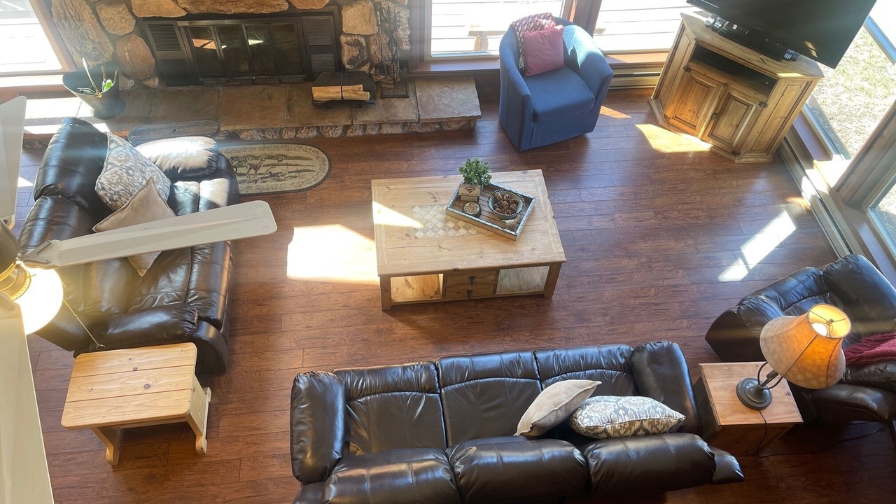 Photo of Bedroom in Red River