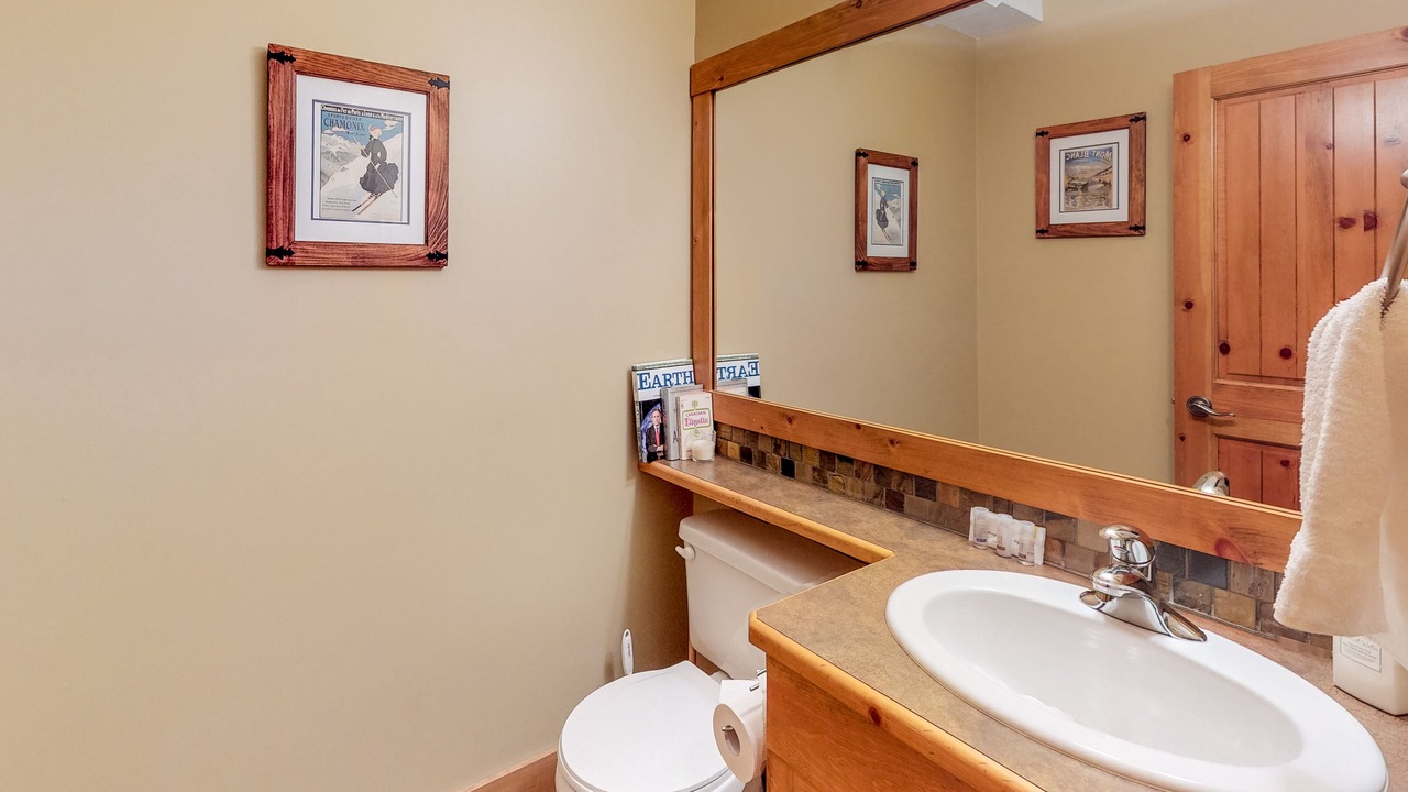 Photo of Bathroom in Big White Ski Resort