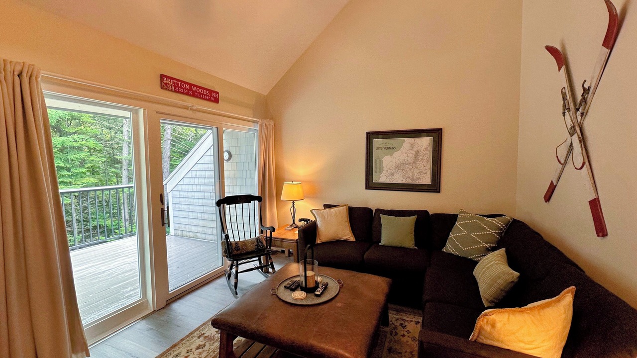 Photo of Livingroom in Carroll