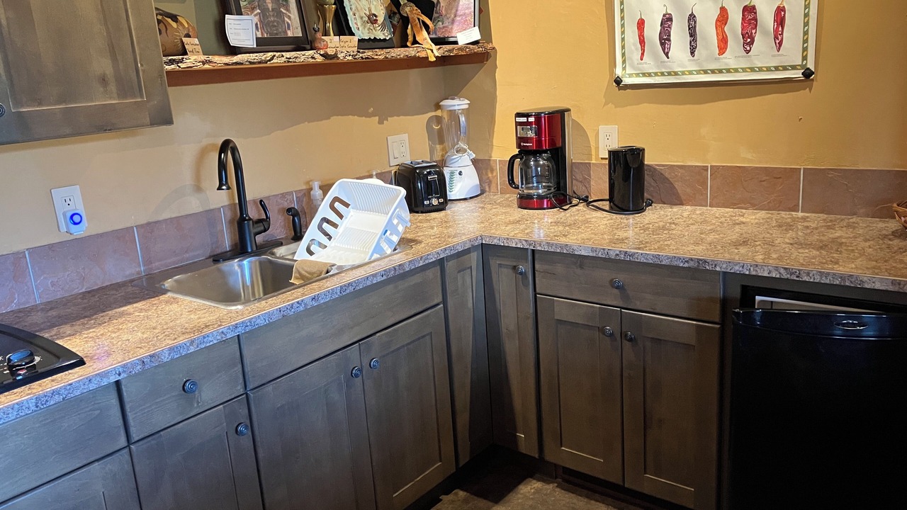 Photo of Kitchen in Okanagan-Similkameen