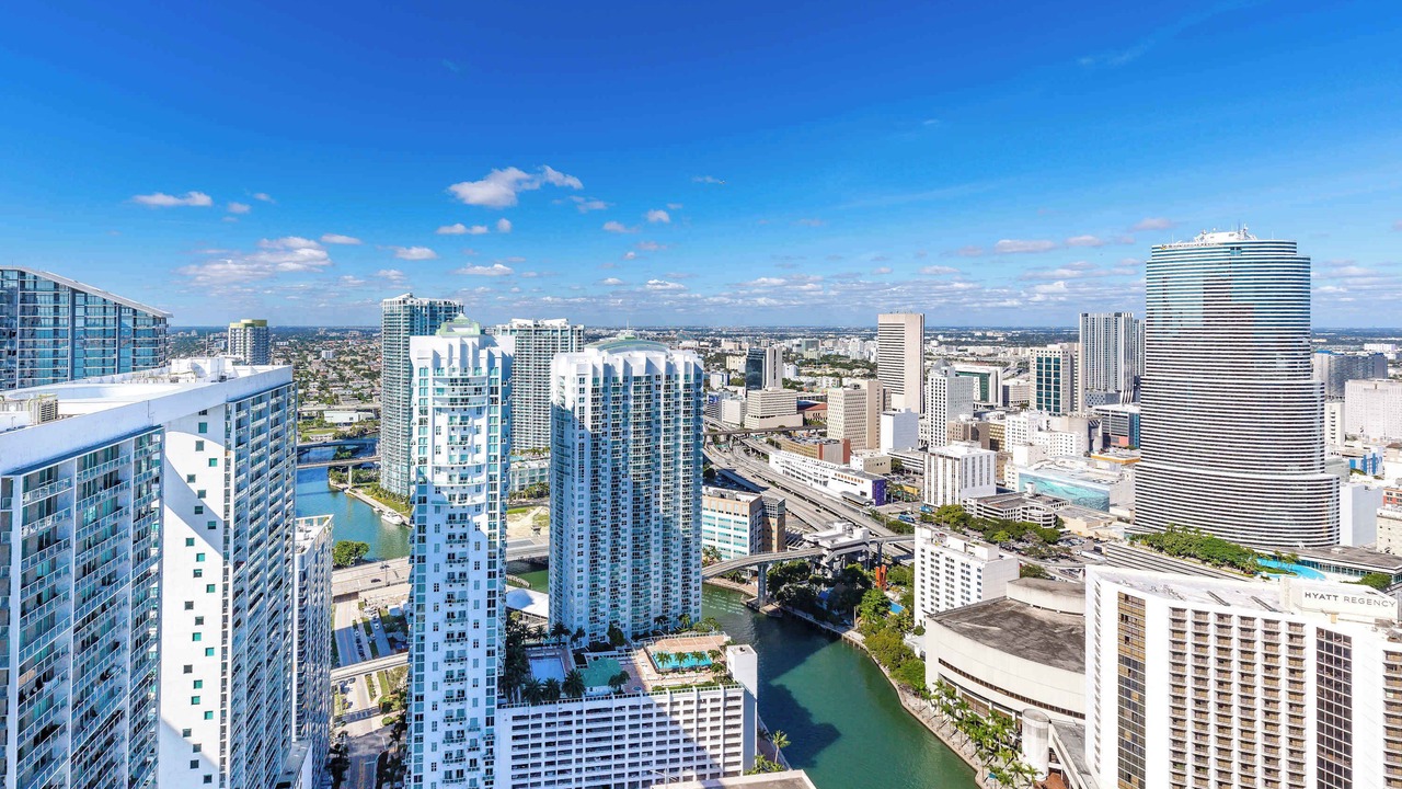 Photo of Others in Downtown Miami