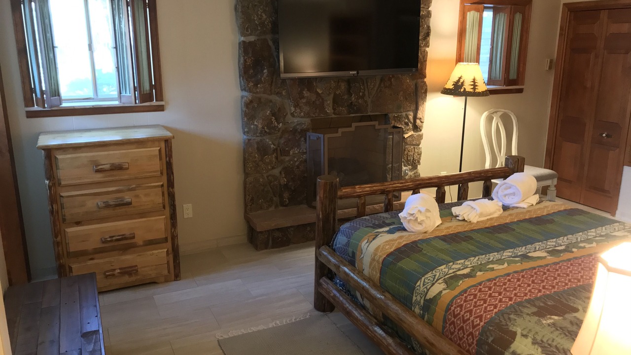 Photo of Bedroom in Estes Park