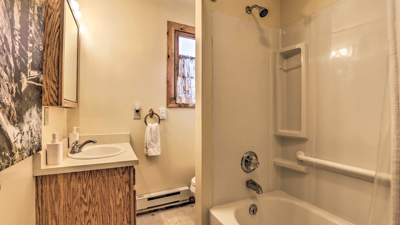 Photo of Bathroom in Grand Lake