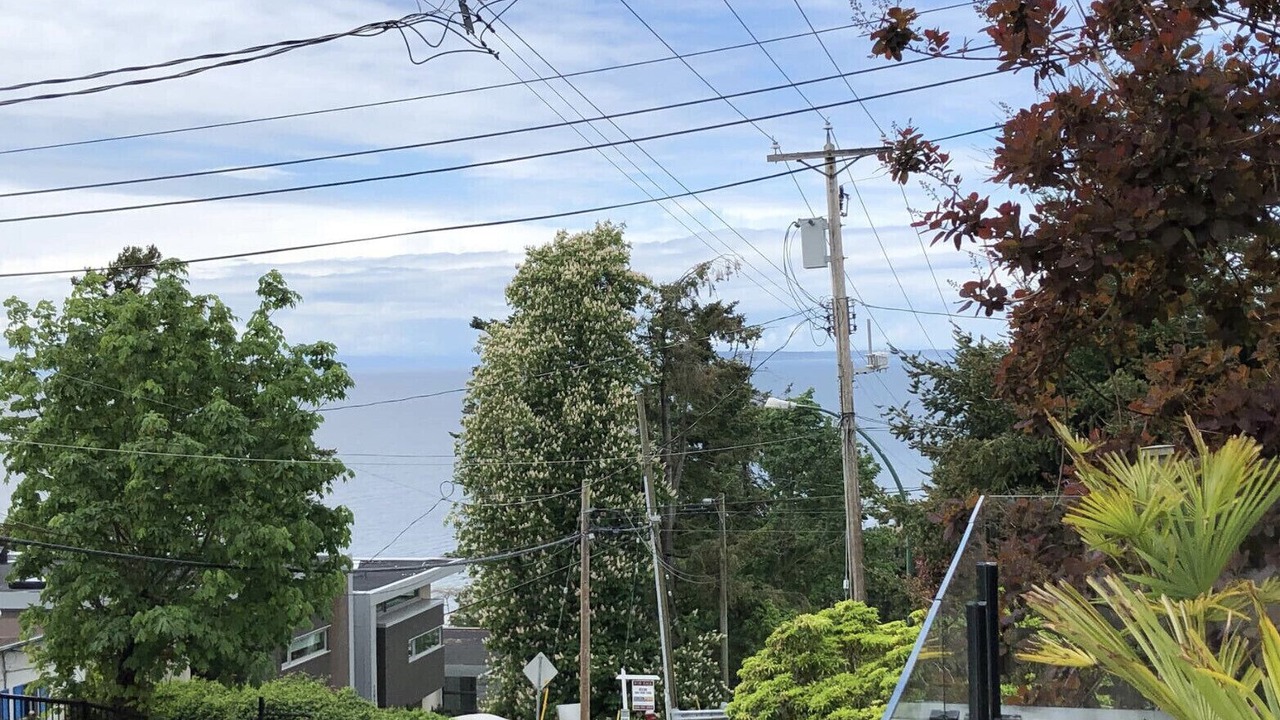 Photo of Patio Balcony in White Rock