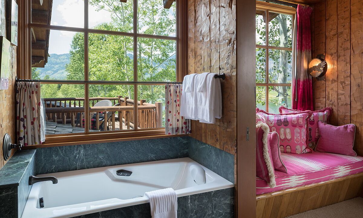 Photo of Bathroom in Moose Wilson Road