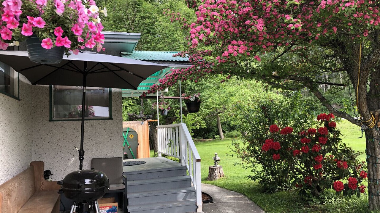 Photo of Outdoor in Robson