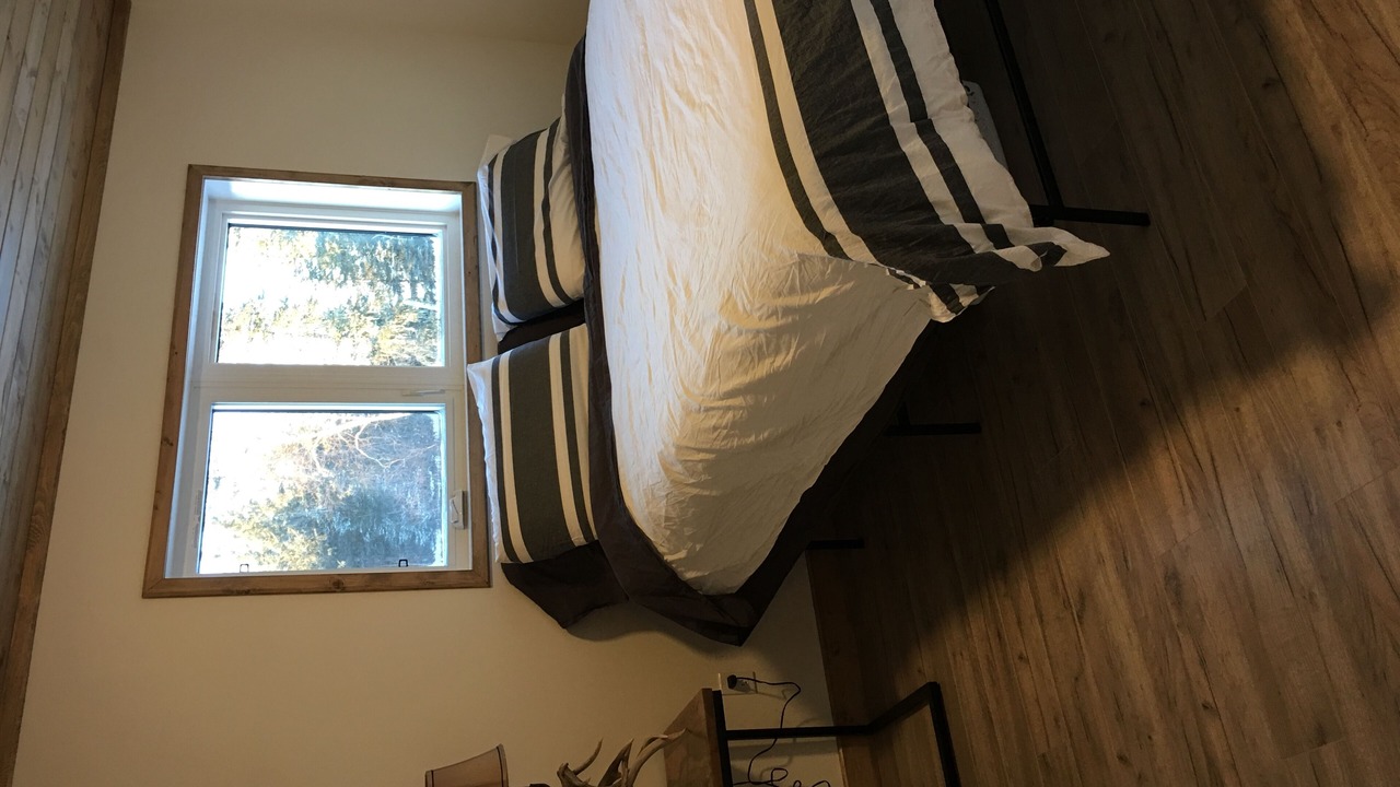Photo of Bedroom in Chitek Lake