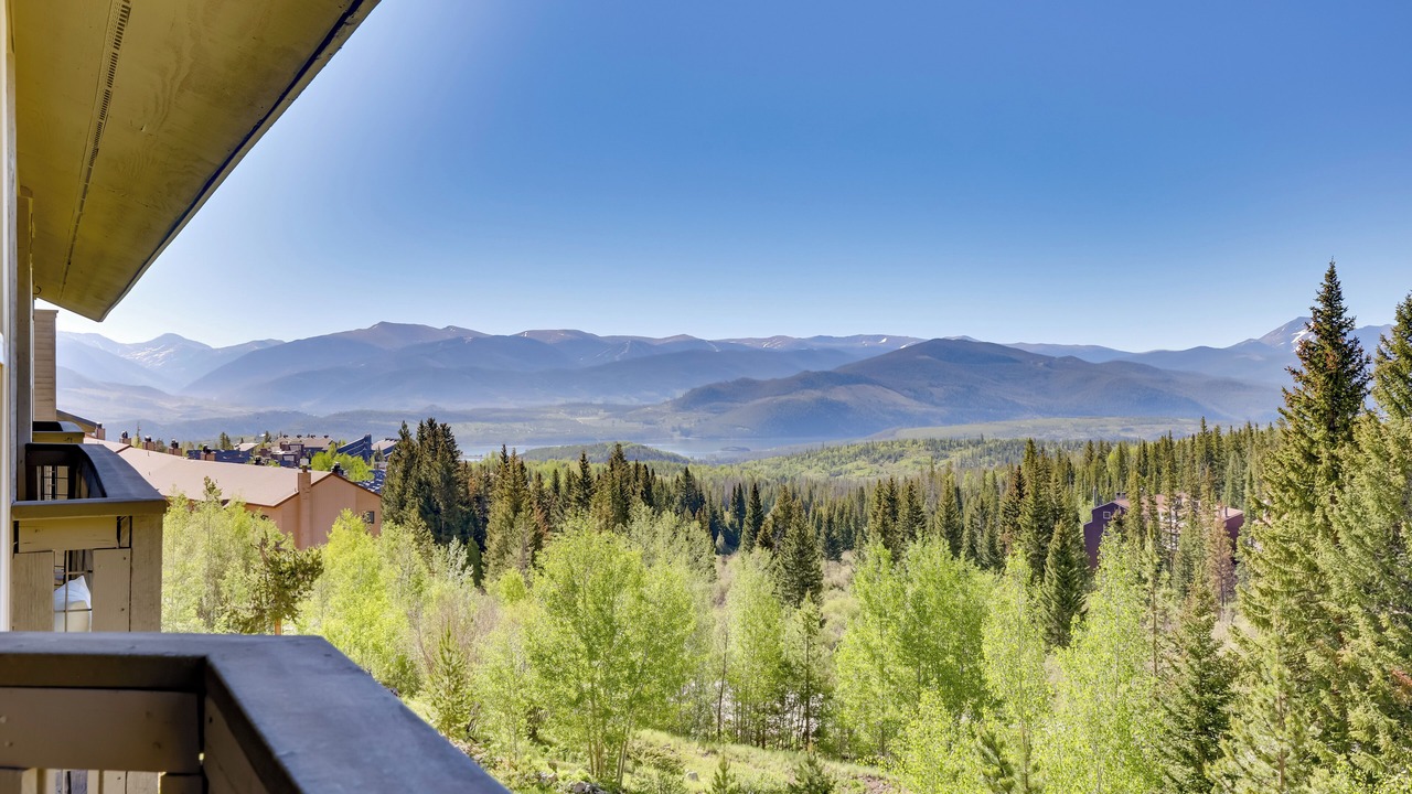 Photo of Patio Balcony in Wildernest