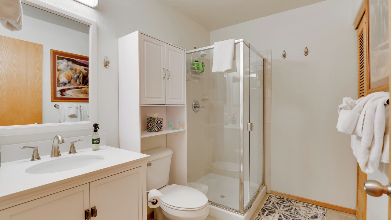 Photo of Bathroom in Wildernest