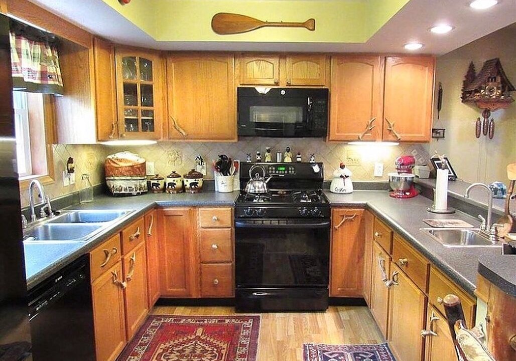 Photo of Kitchen in Lake Luzerne