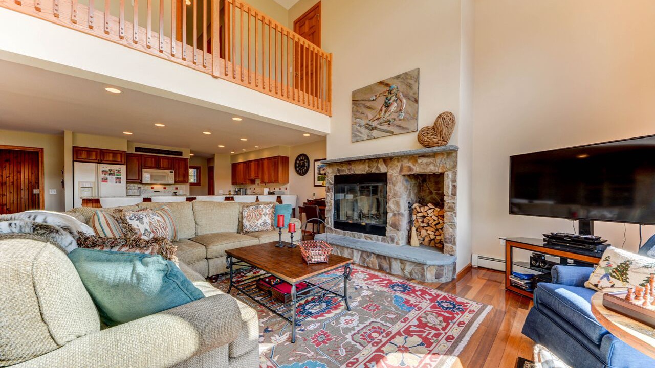 Photo of Livingroom in Carroll