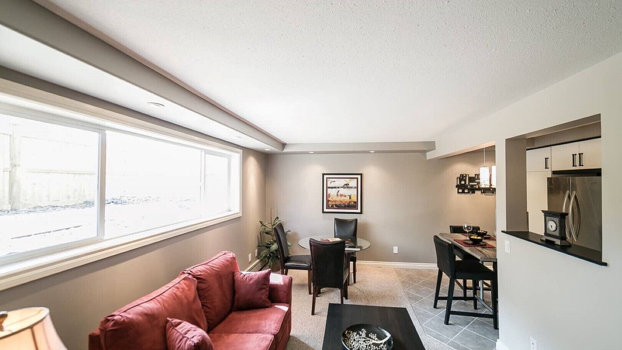 Photo of Livingroom in Jasper Place