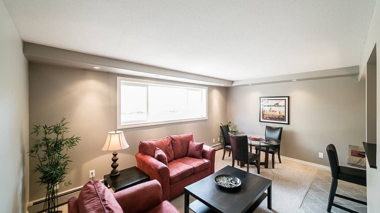 Photo of Livingroom in Jasper Place