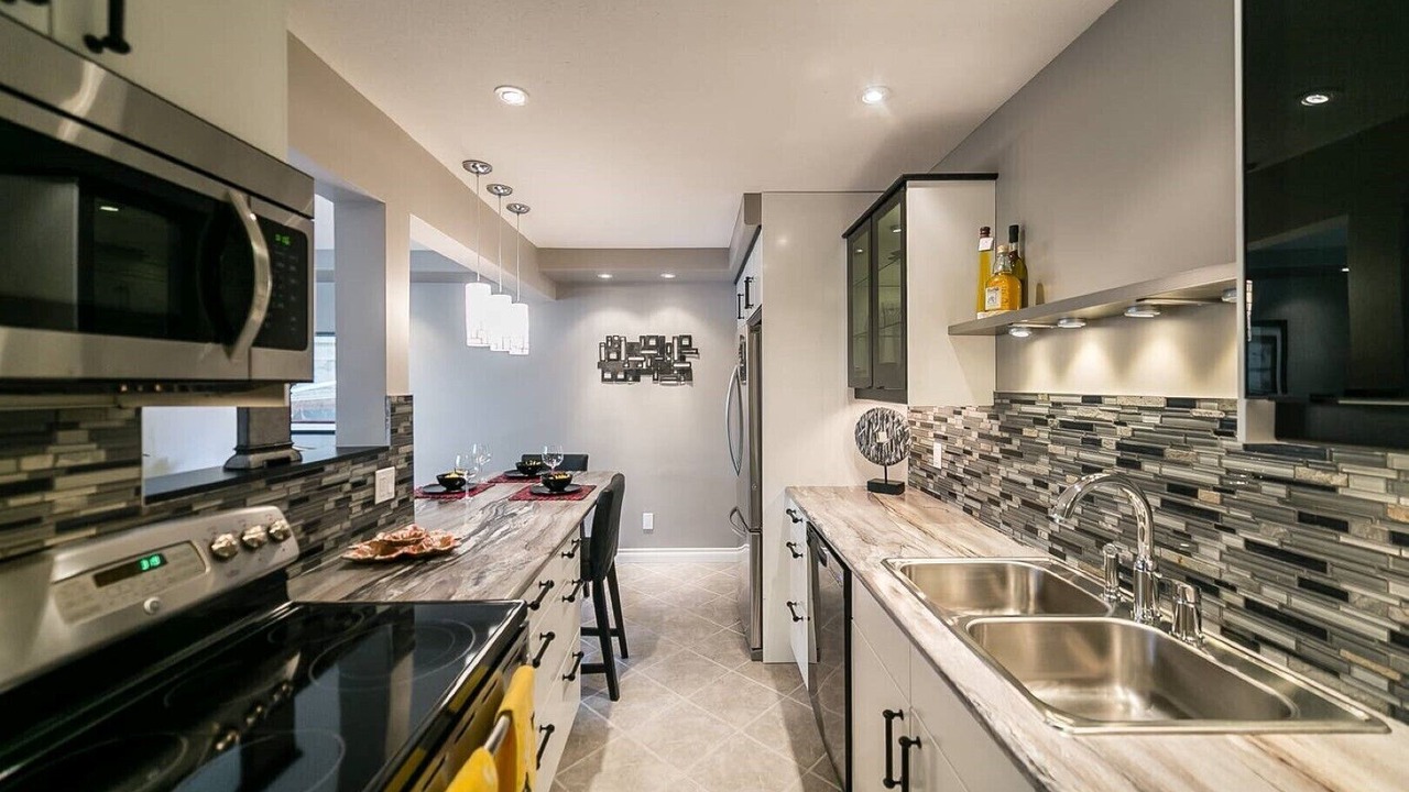 Photo of Kitchen in Jasper Place