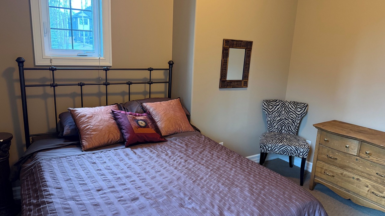 Photo of Bedroom in Markerville
