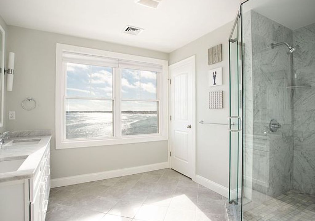 Photo of Bathroom in York Beach