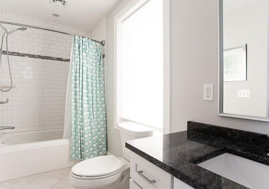 Photo of Bathroom in York Beach
