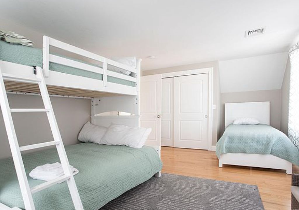 Photo of Bedroom in York Beach