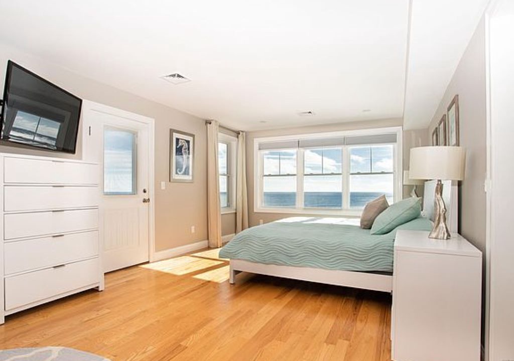 Photo of Bedroom in York Beach