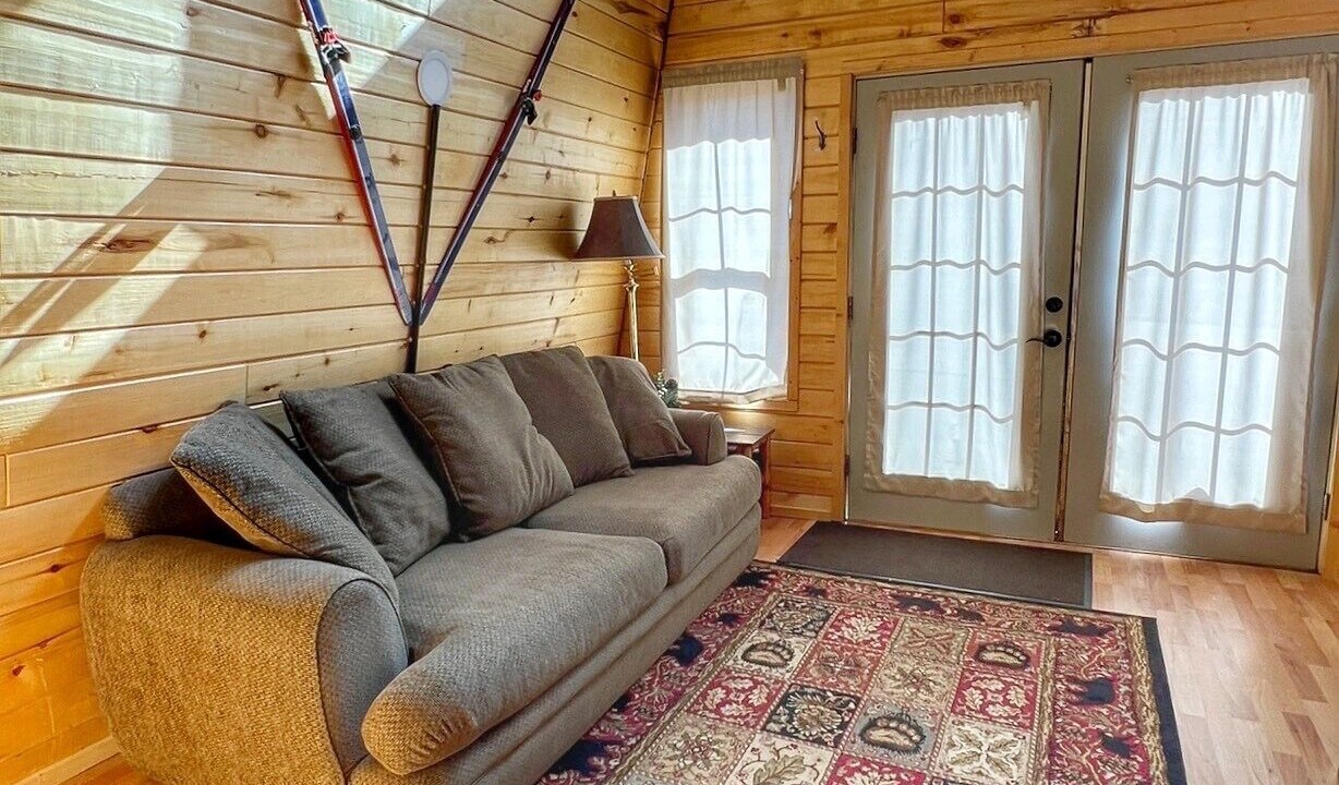 Photo of Livingroom in Creede