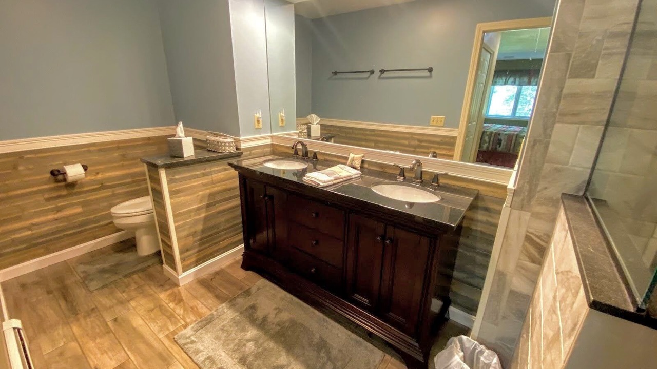 Photo of Bathroom in Carroll