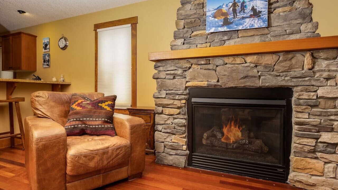 Photo of Livingroom in East Kootenay