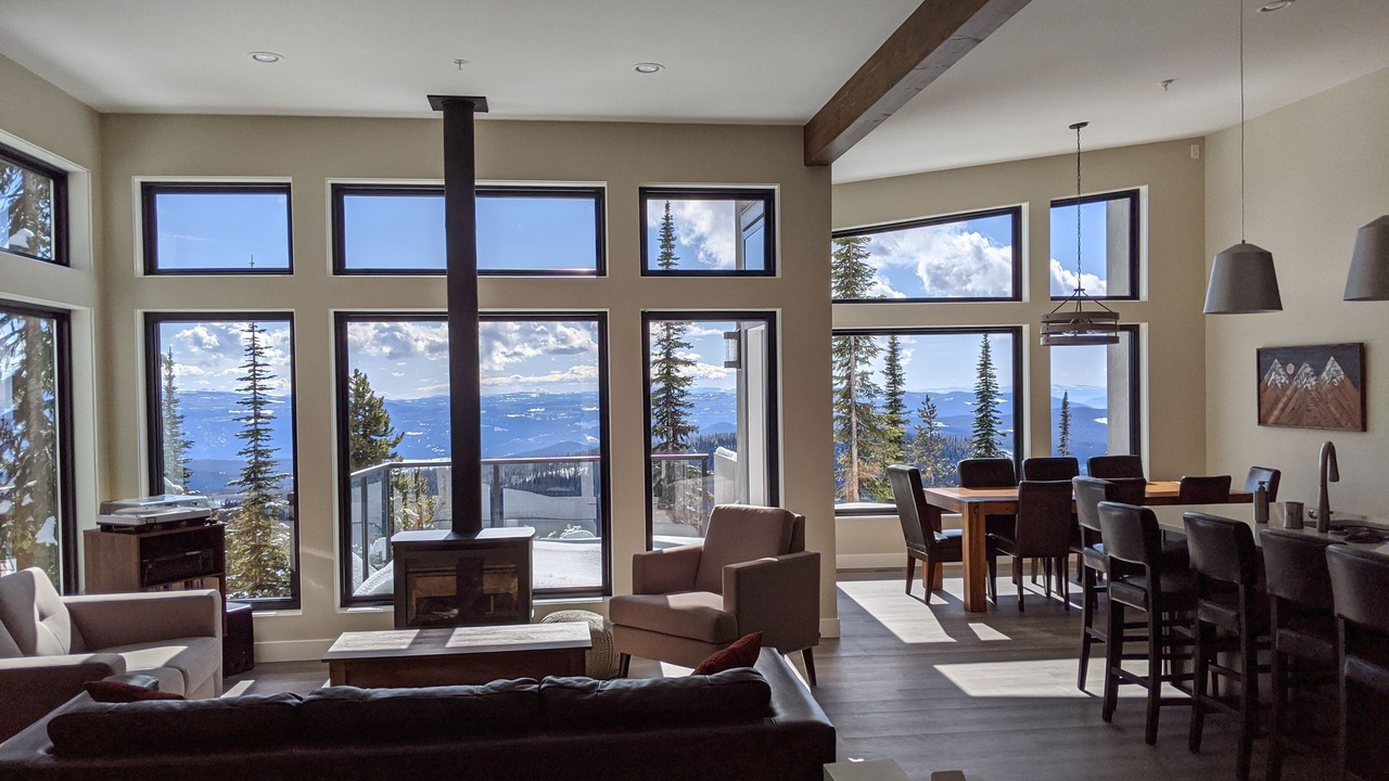 Photo of Bedroom in Silver Star Mountain
