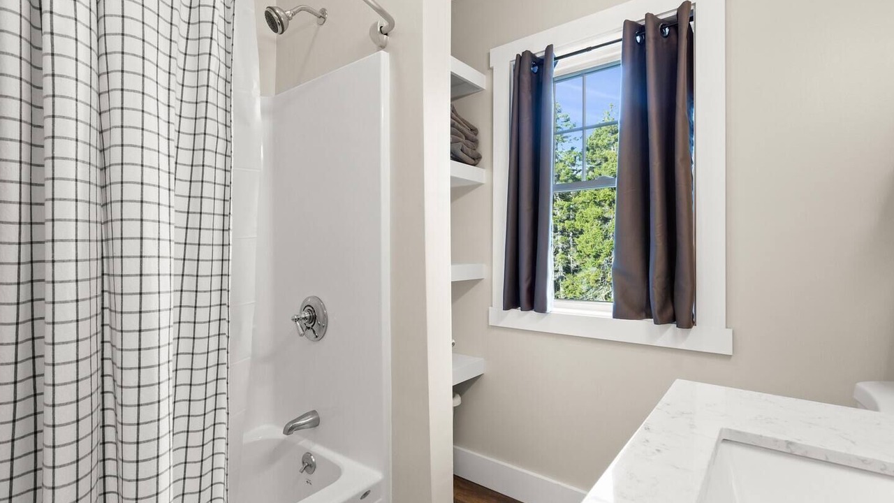 Photo of Bathroom in Bernard