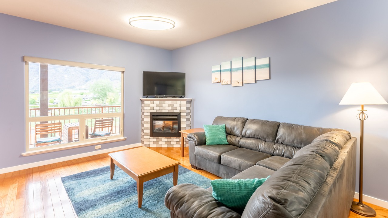 Photo of Livingroom in Okanagan-Similkameen
