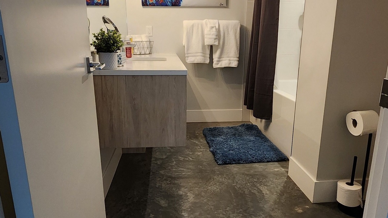 Photo of Bathroom in Dead Man's Flats