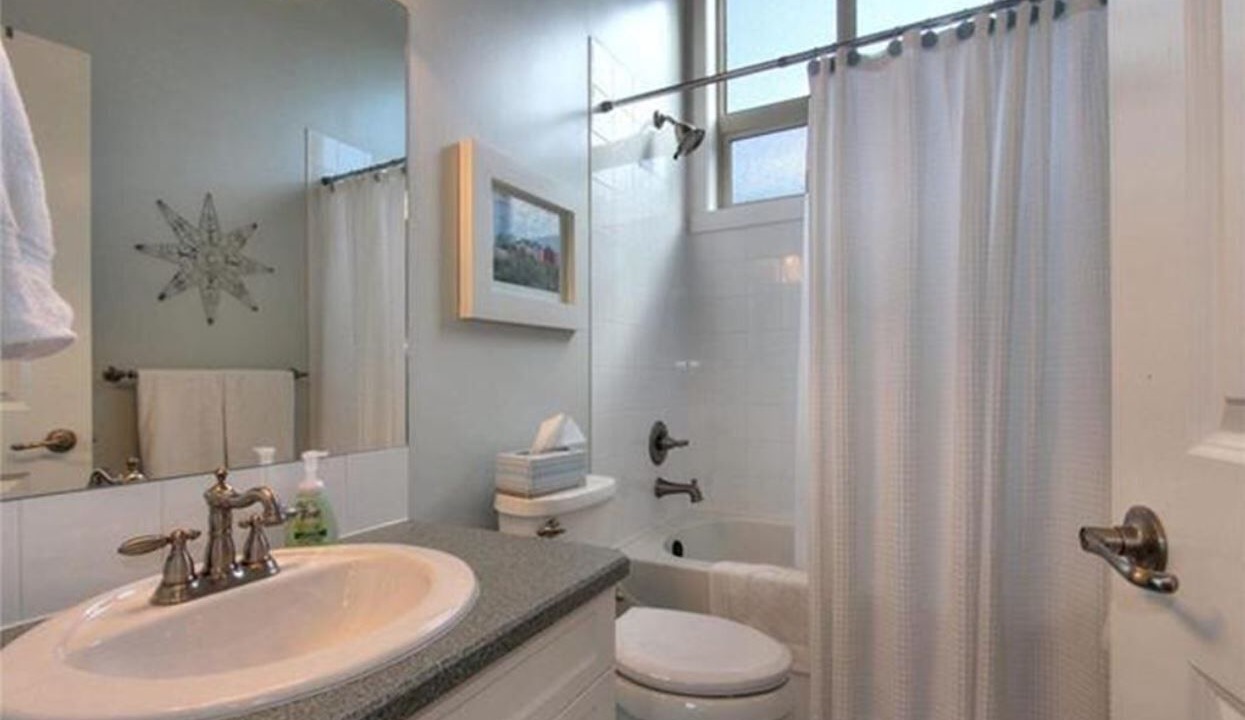 Photo of Bathroom in Central Okanagan