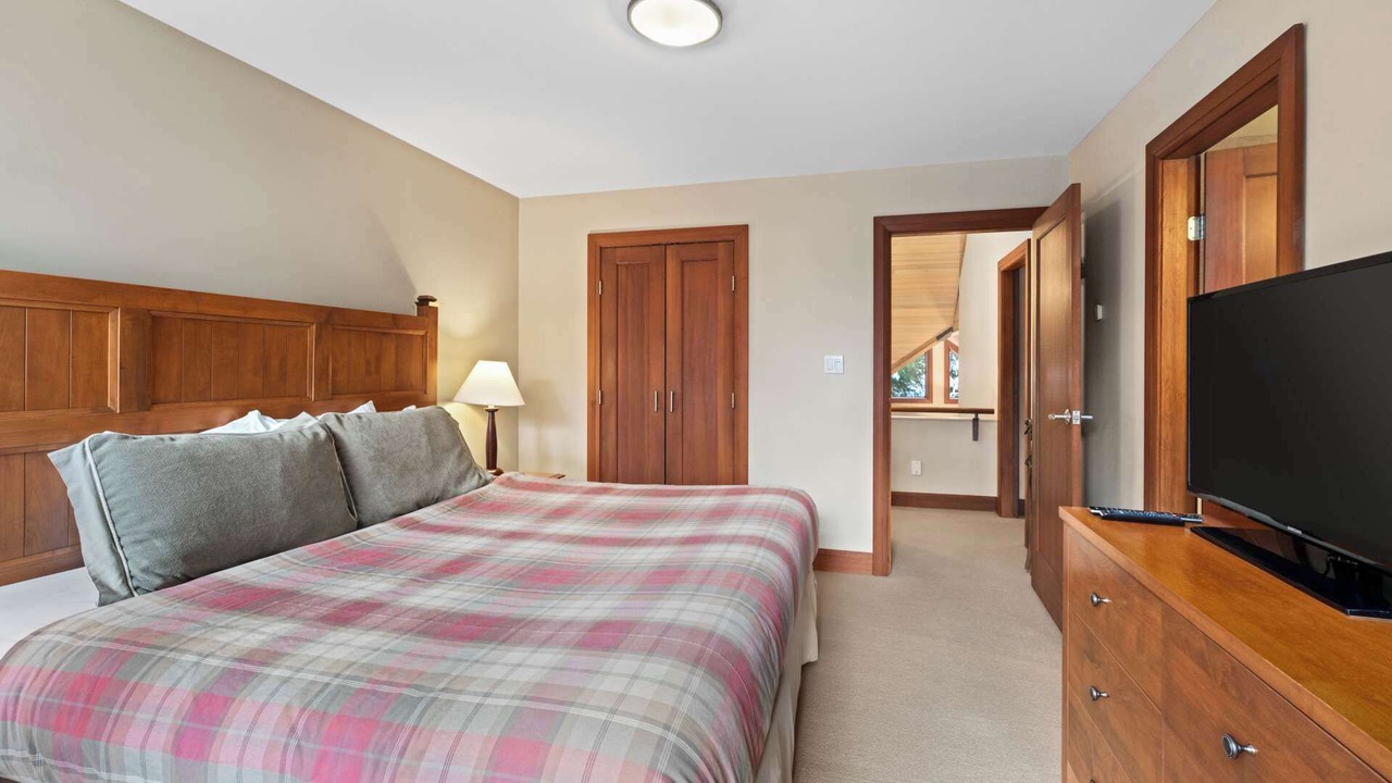 Photo of Bedroom in Village North