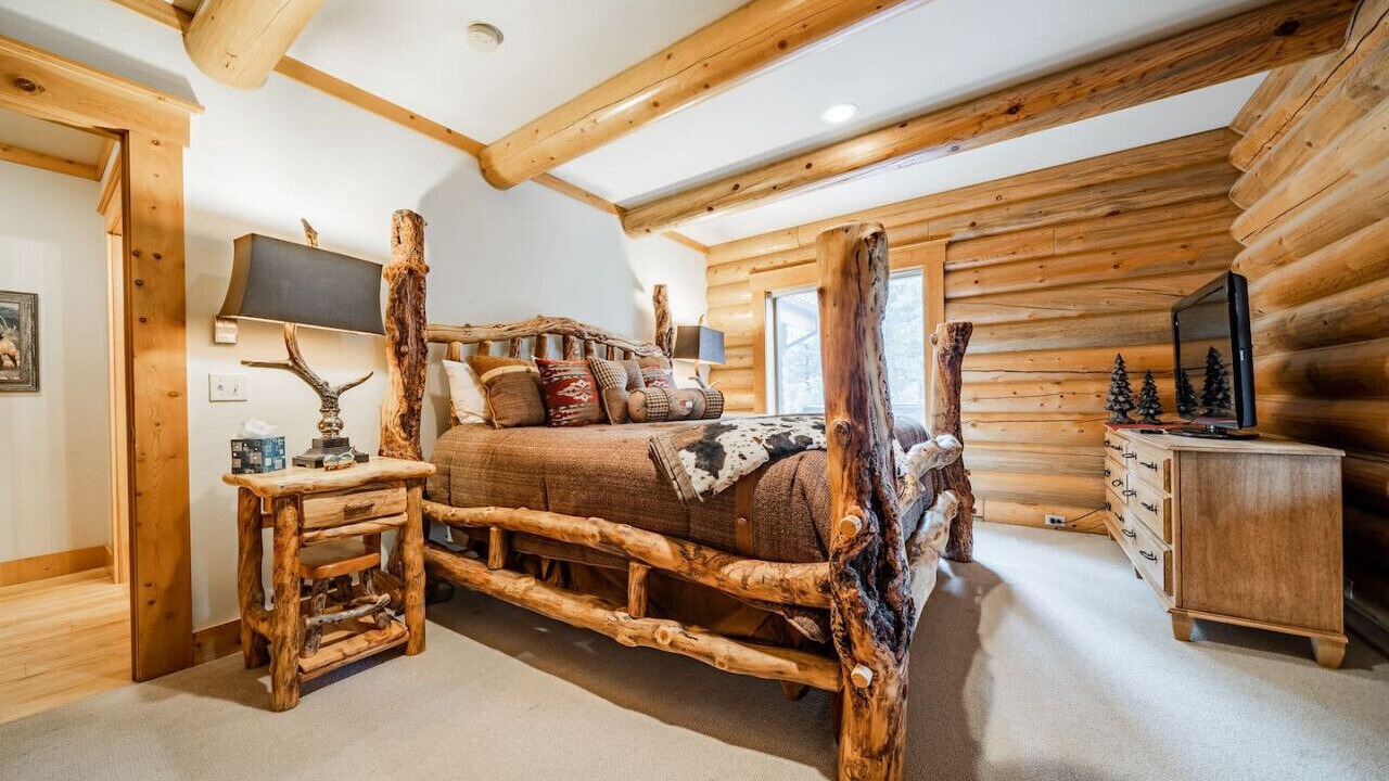 Photo of Bedroom in Estes Park