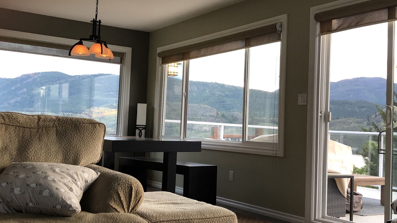 Photo of Livingroom in Okanagan-Similkameen