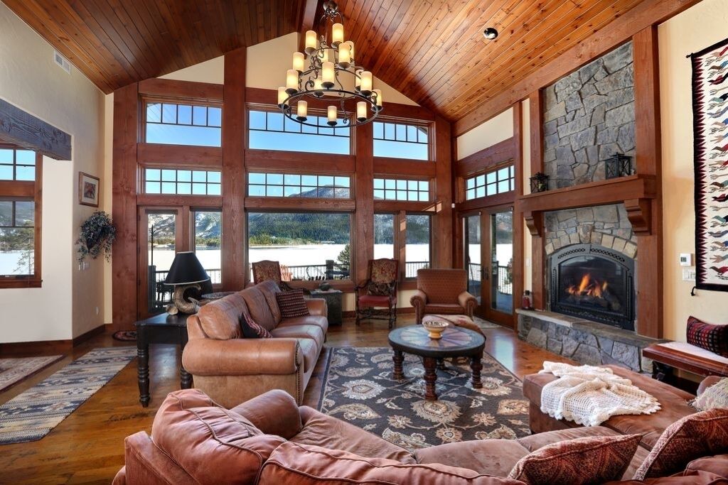 Photo of Livingroom in Grand Lake