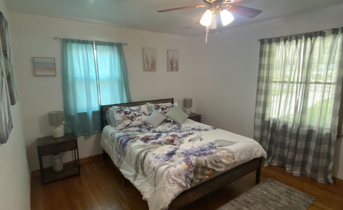 Photo of Bedroom in Cleveland