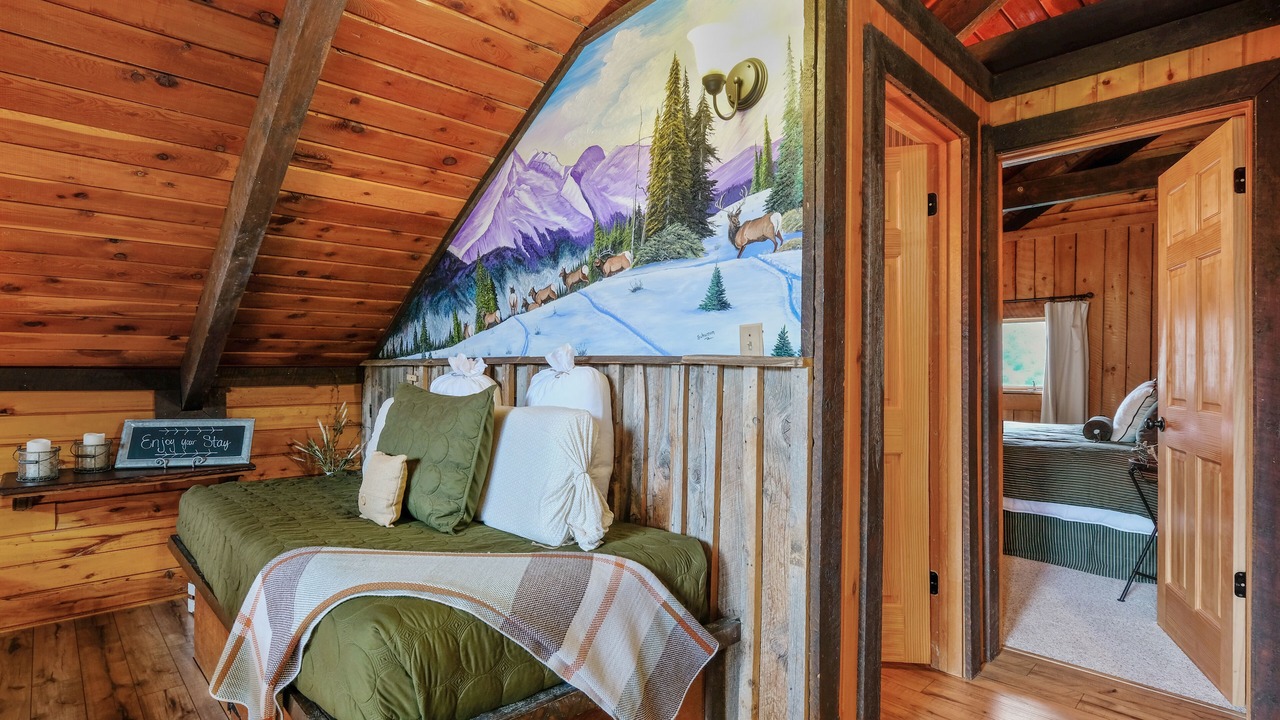 Photo of Bedroom in Del Norte