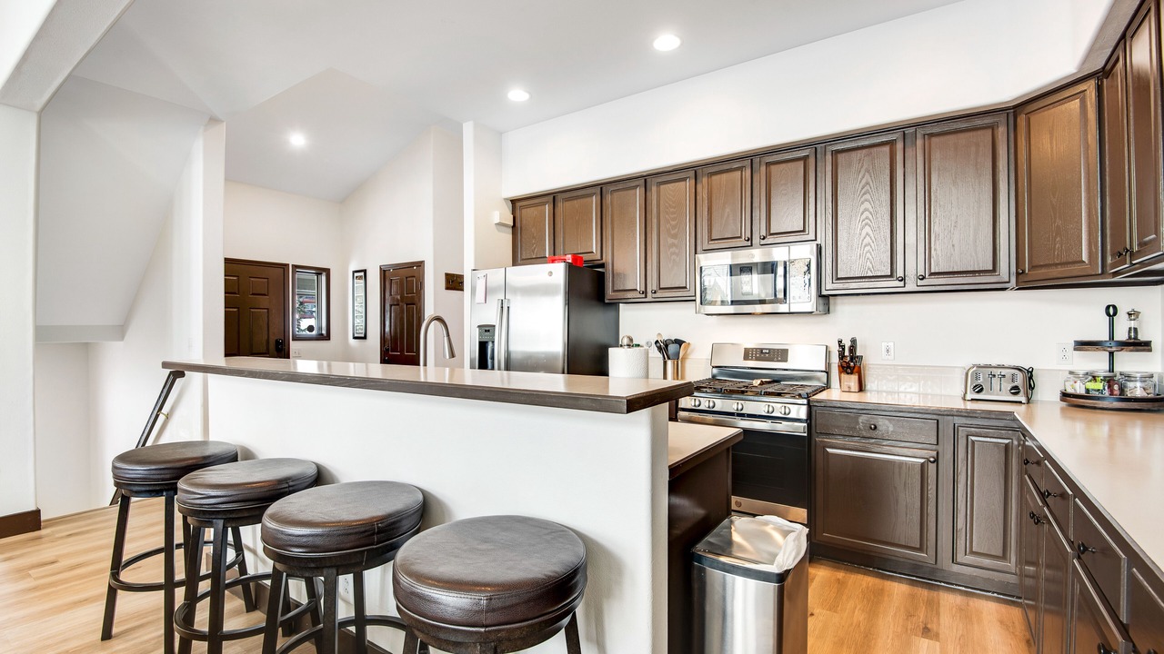 Photo of Kitchen in Peak 8